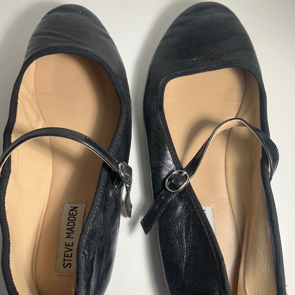Steve Madden Mary Jane Size 9